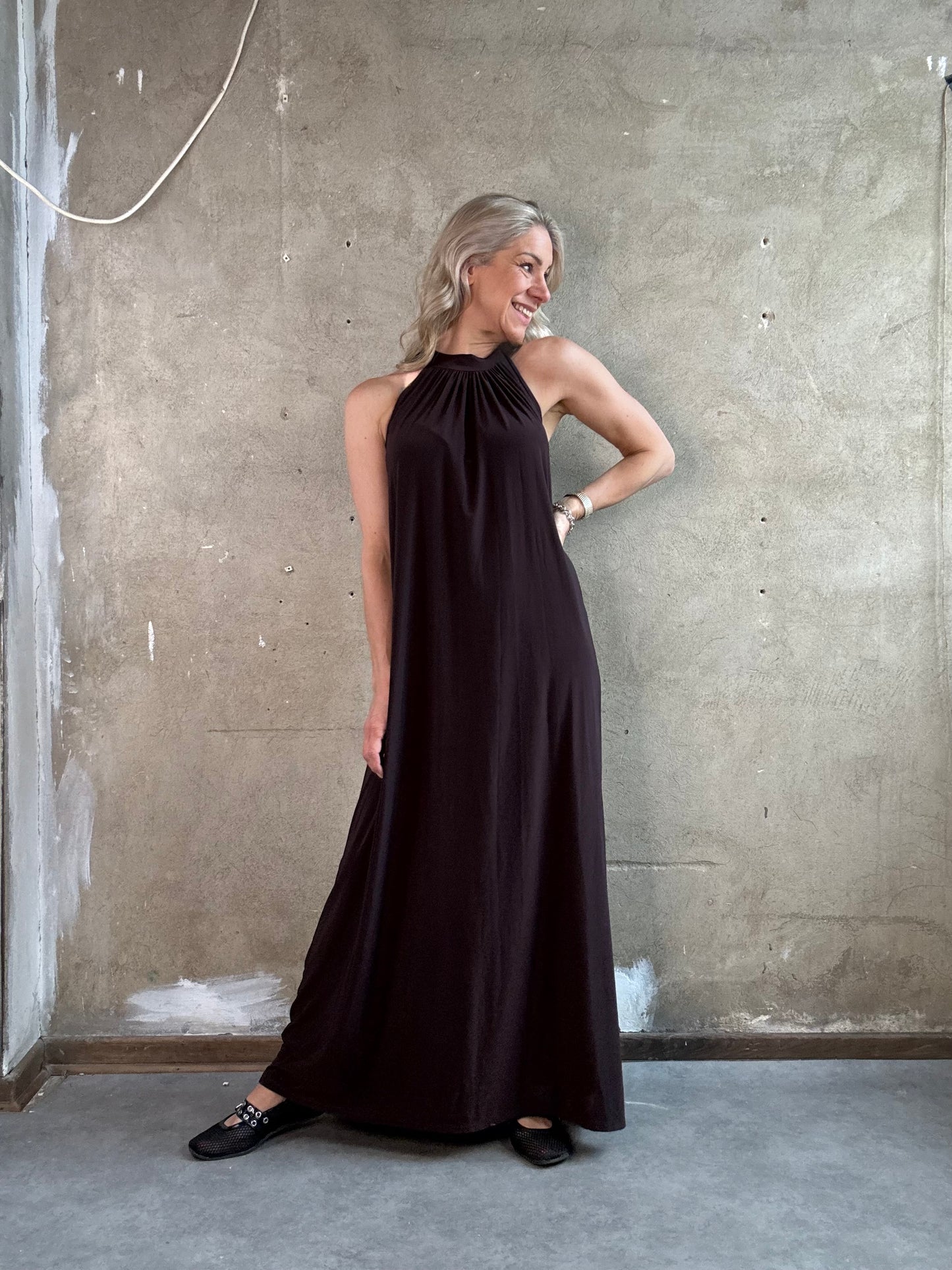 American Neck Maxikleid Braun