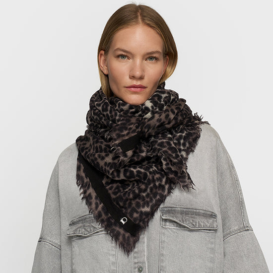 10 Days Wool Scarf Leopard
