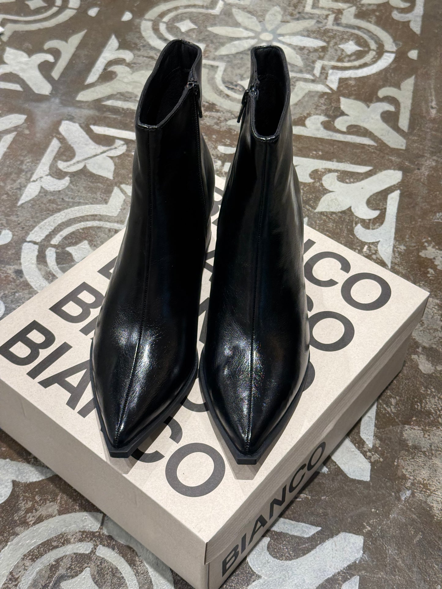 Bianco Leonora Boot