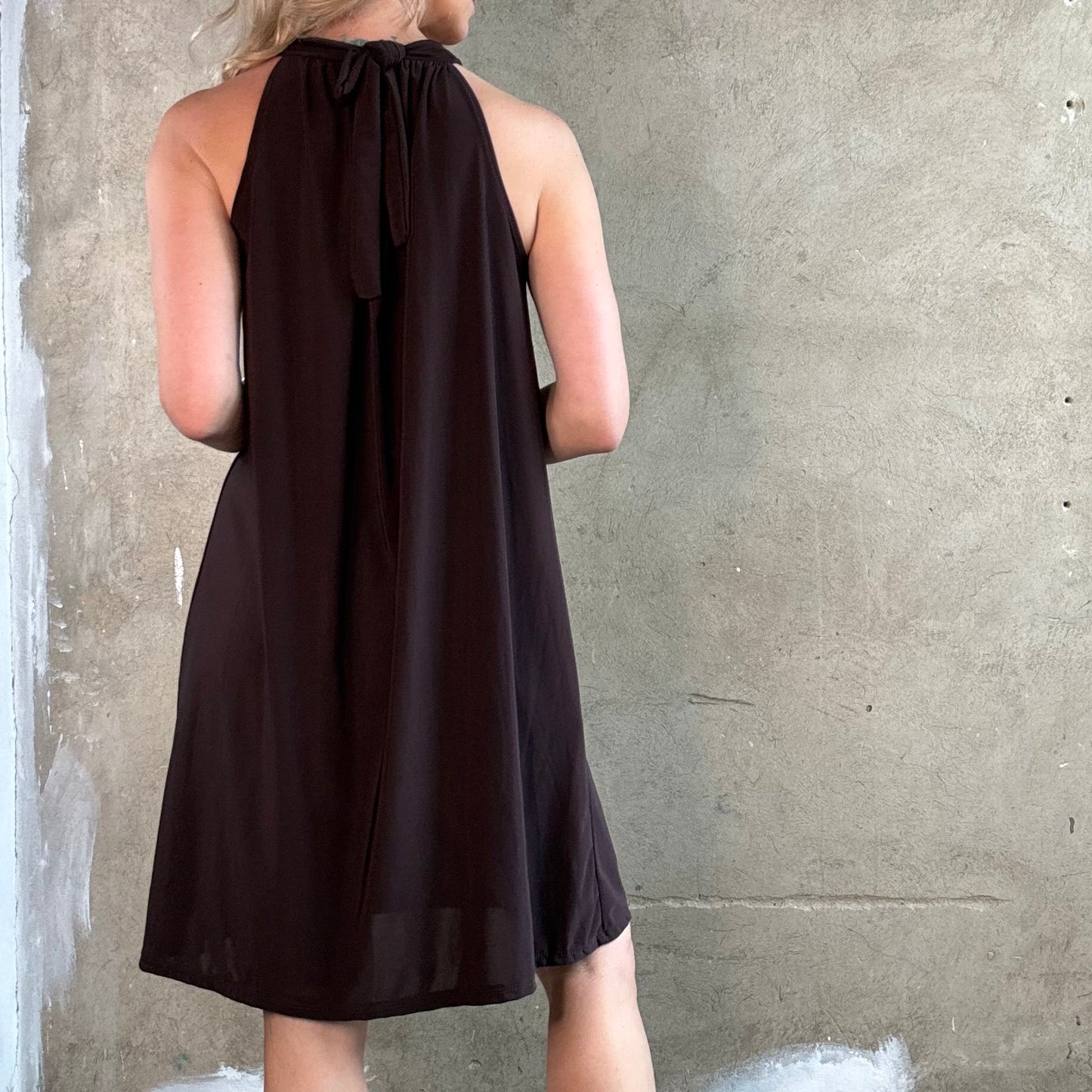 American Neck Dress Braun