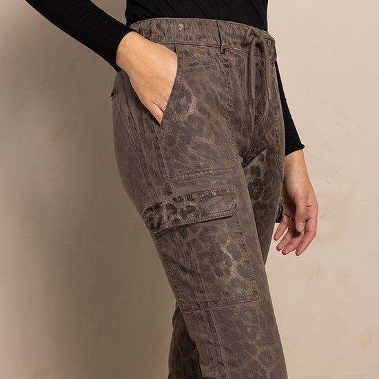 ZHRILL Daisey Cargo Leo Brown