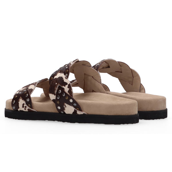 Maruti Pantolette Evie