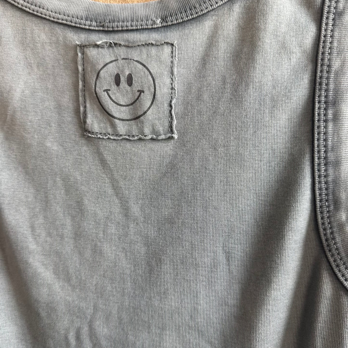 Tank Top Smiley Vintage Grau