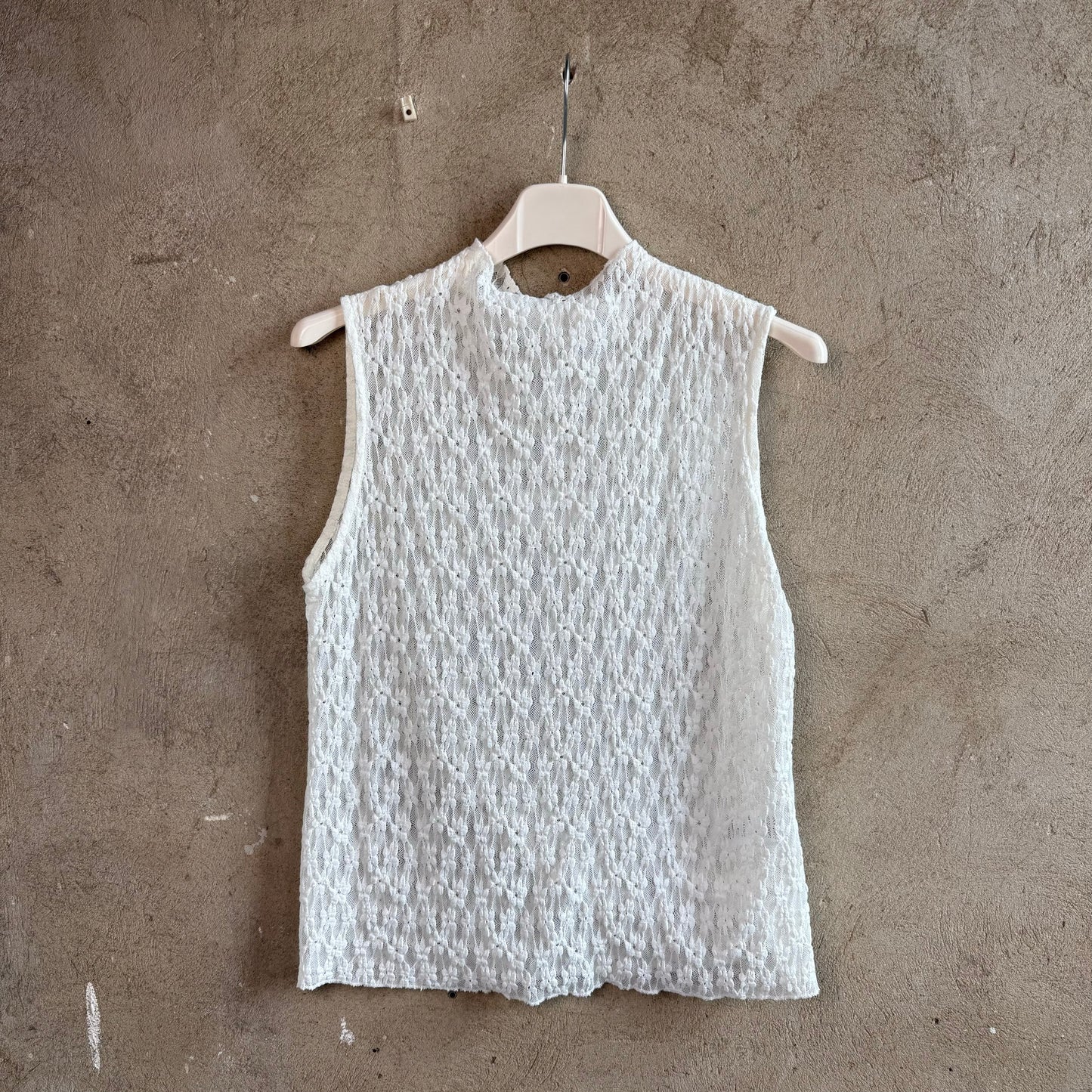 Top aus Spitze Ärmellos