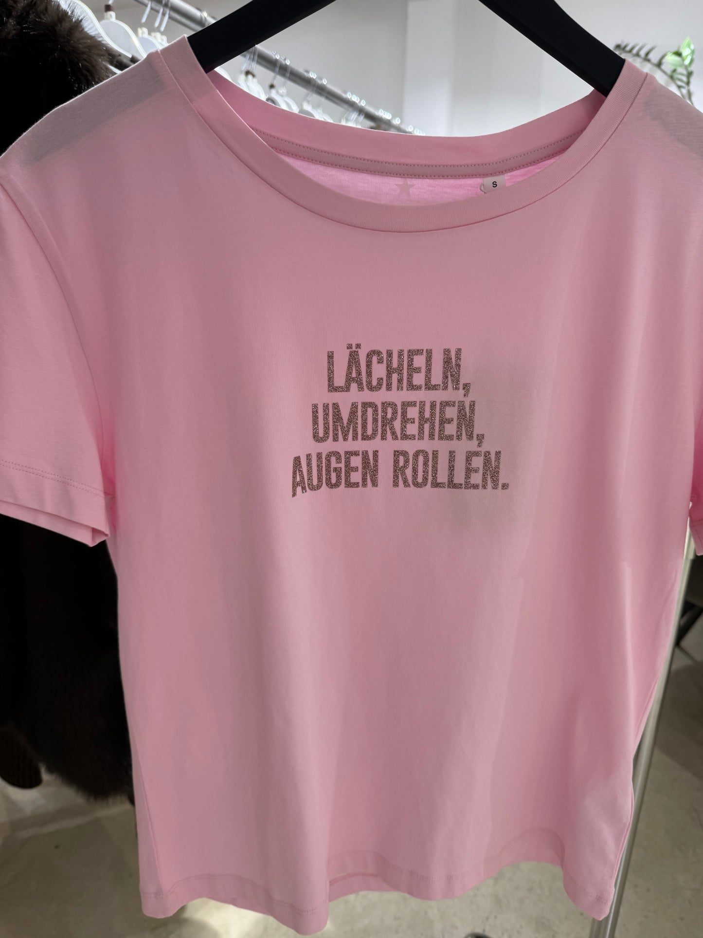 Be Famous Tshirt Lächeln...