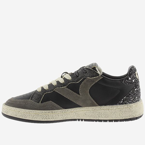 VICTORIA Smash Sneaker TACHUELAS