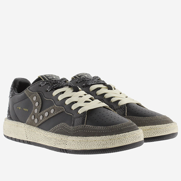 VICTORIA Smash Sneaker TACHUELAS