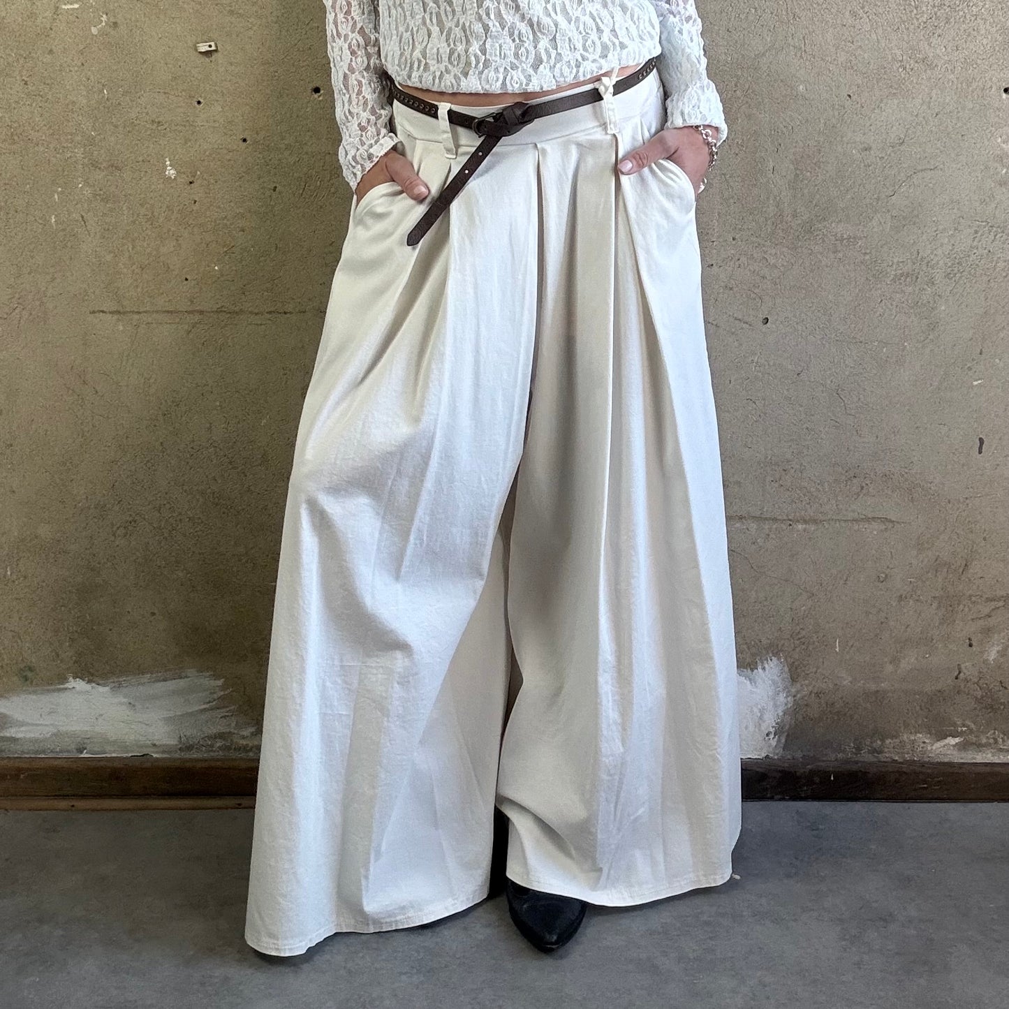 Wideleg Trouser Ecru