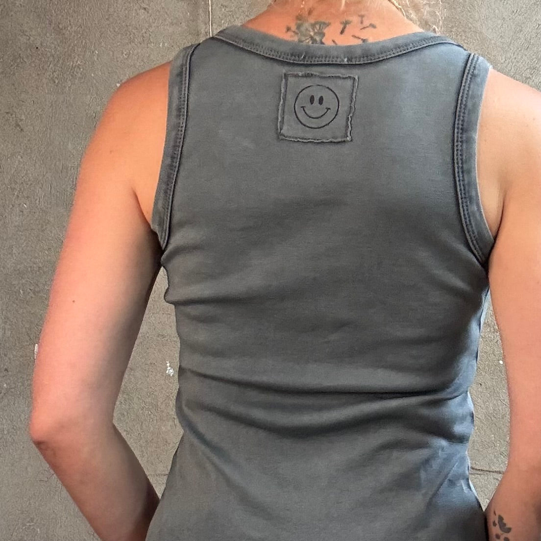 Tank Top Smiley Vintage Grau