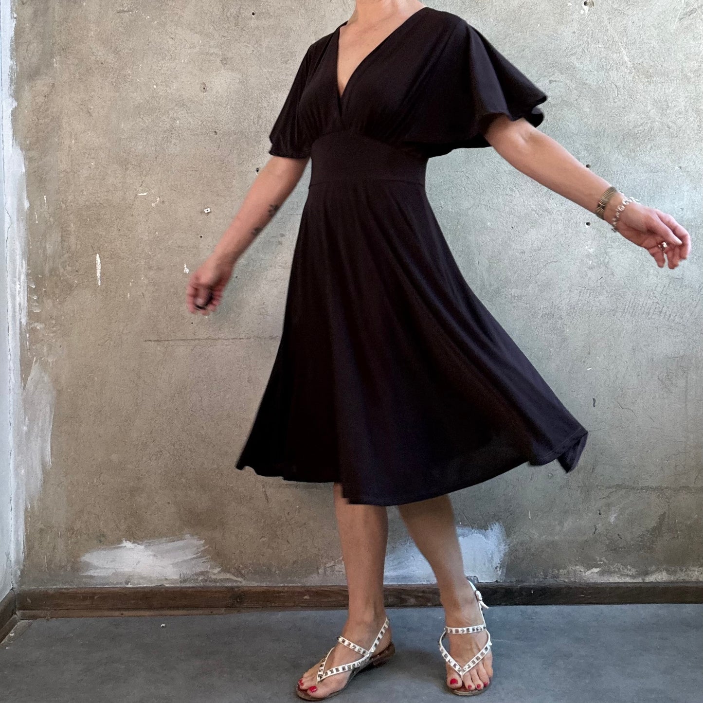 Kofferkleid mit V-Ausschnitt