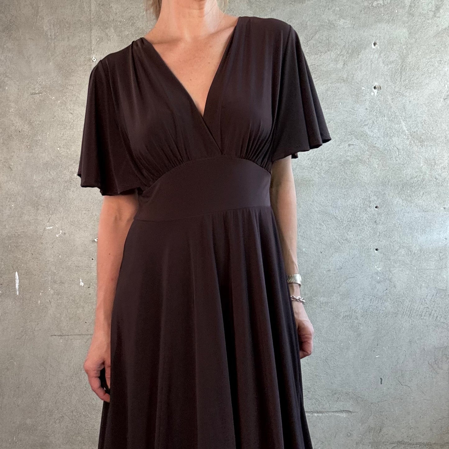 Kofferkleid mit V-Ausschnitt