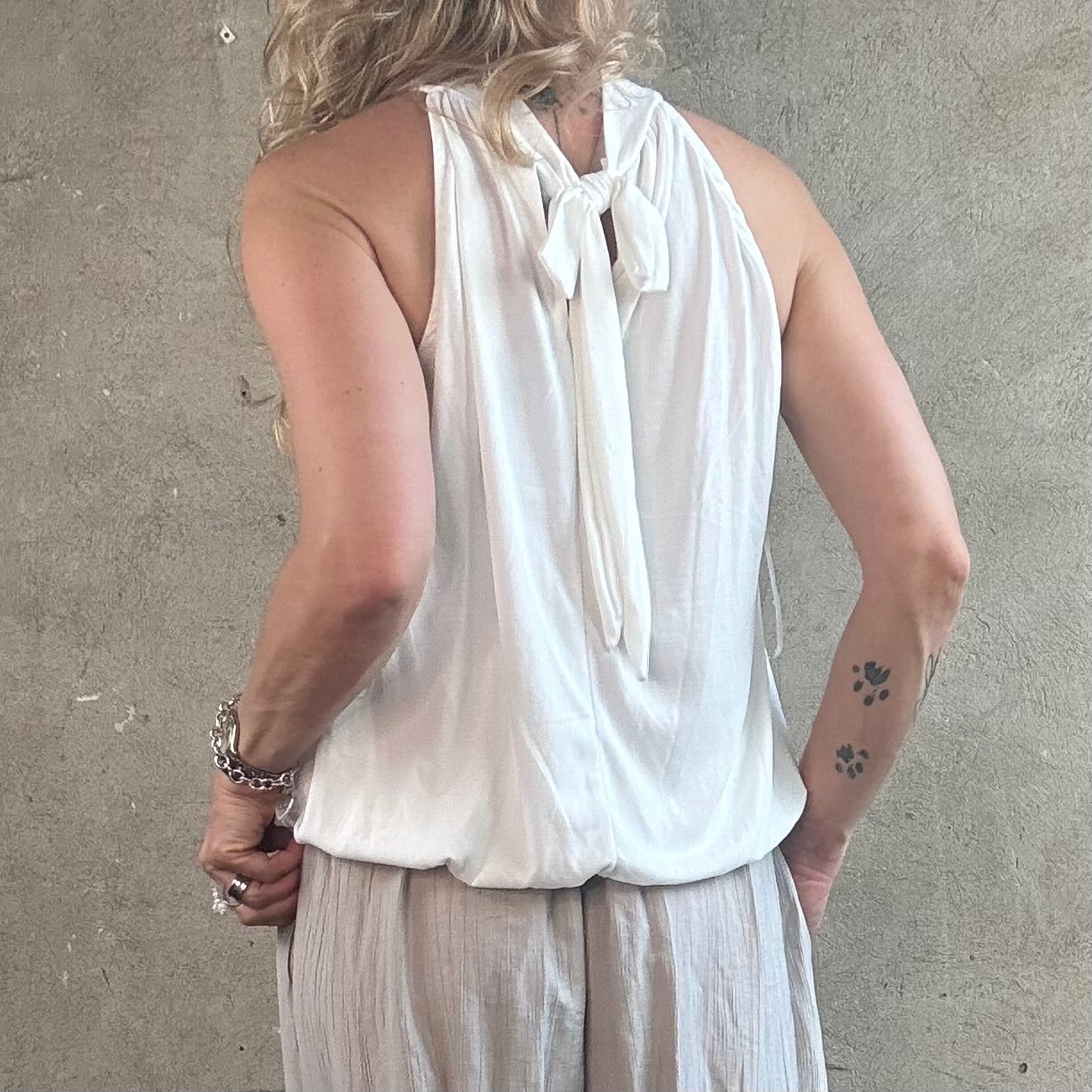 American Neck Top Weiß