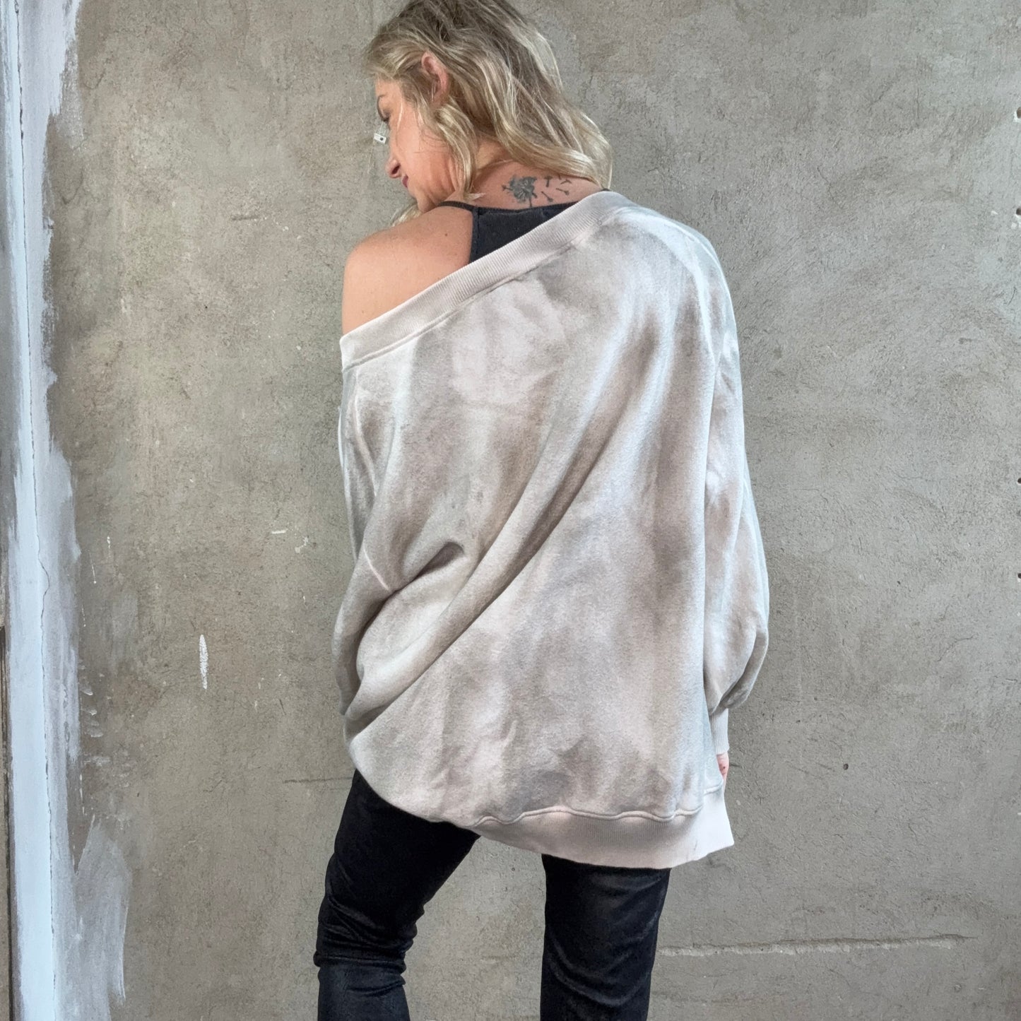 OUTRYGHT KIKO Sweater
