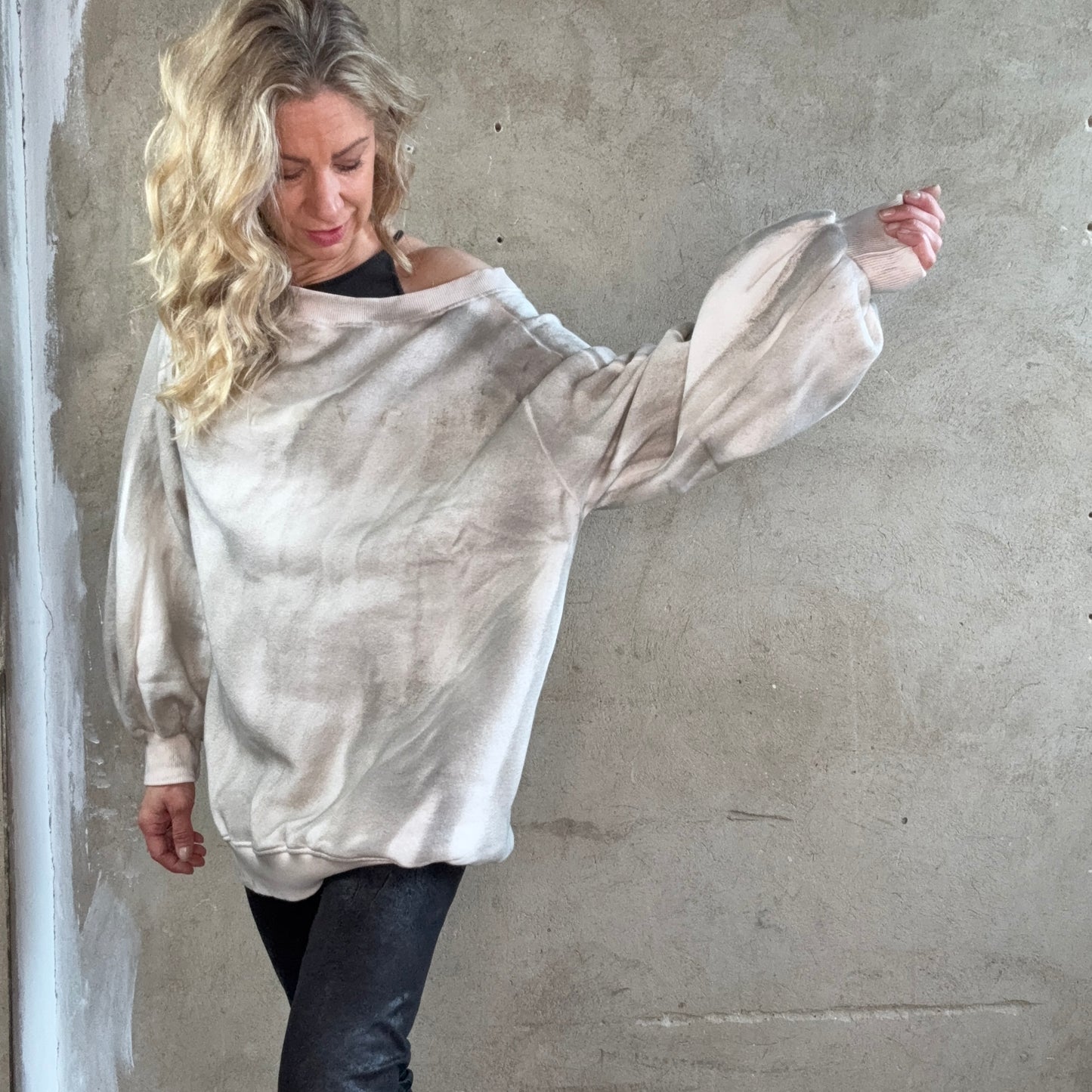 OUTRYGHT KIKO Sweater