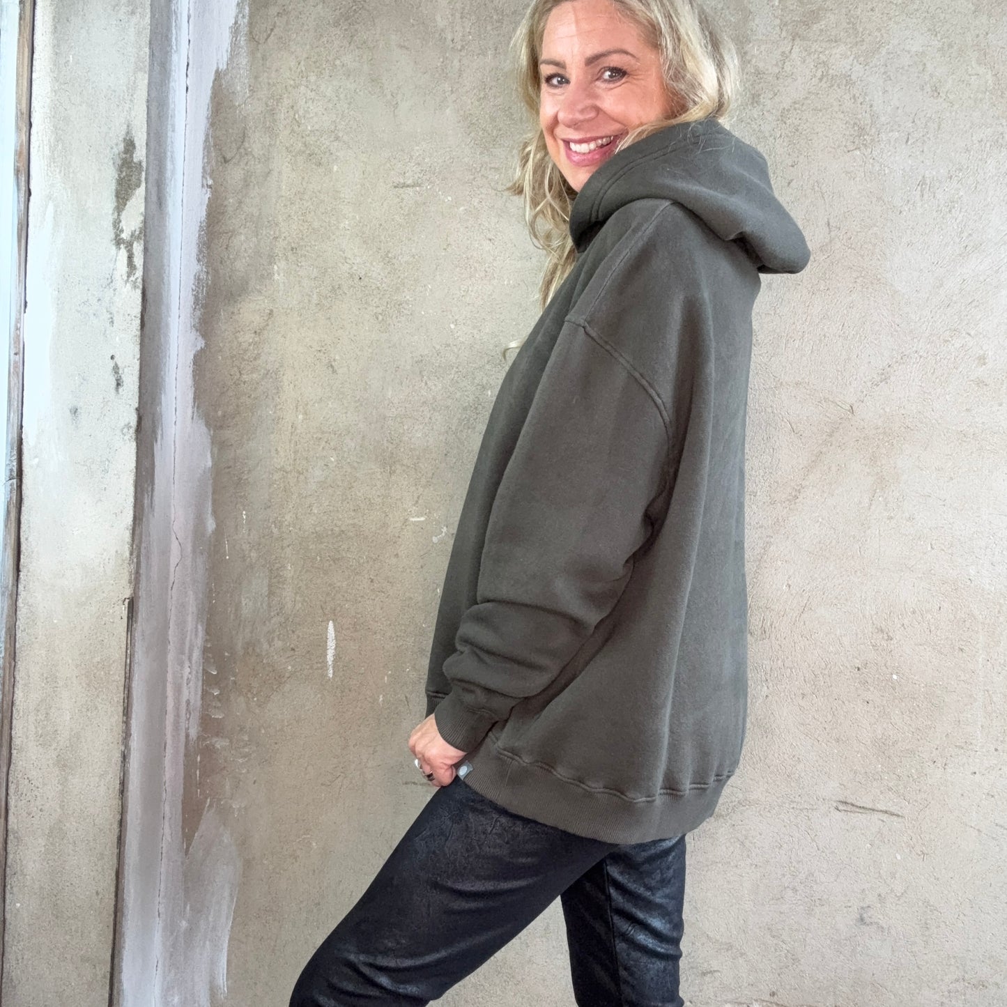 OUTRYGHT ZO Hoodie