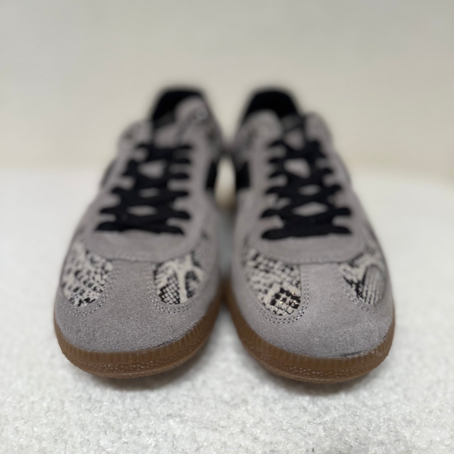 VERBENAS Sora Snake Sneaker