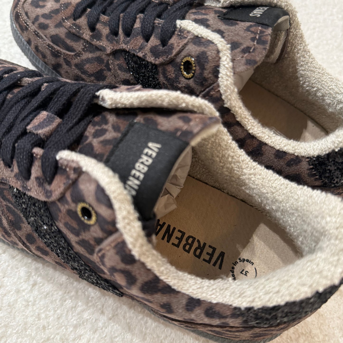 VERBENAS Sora Leo Sneaker