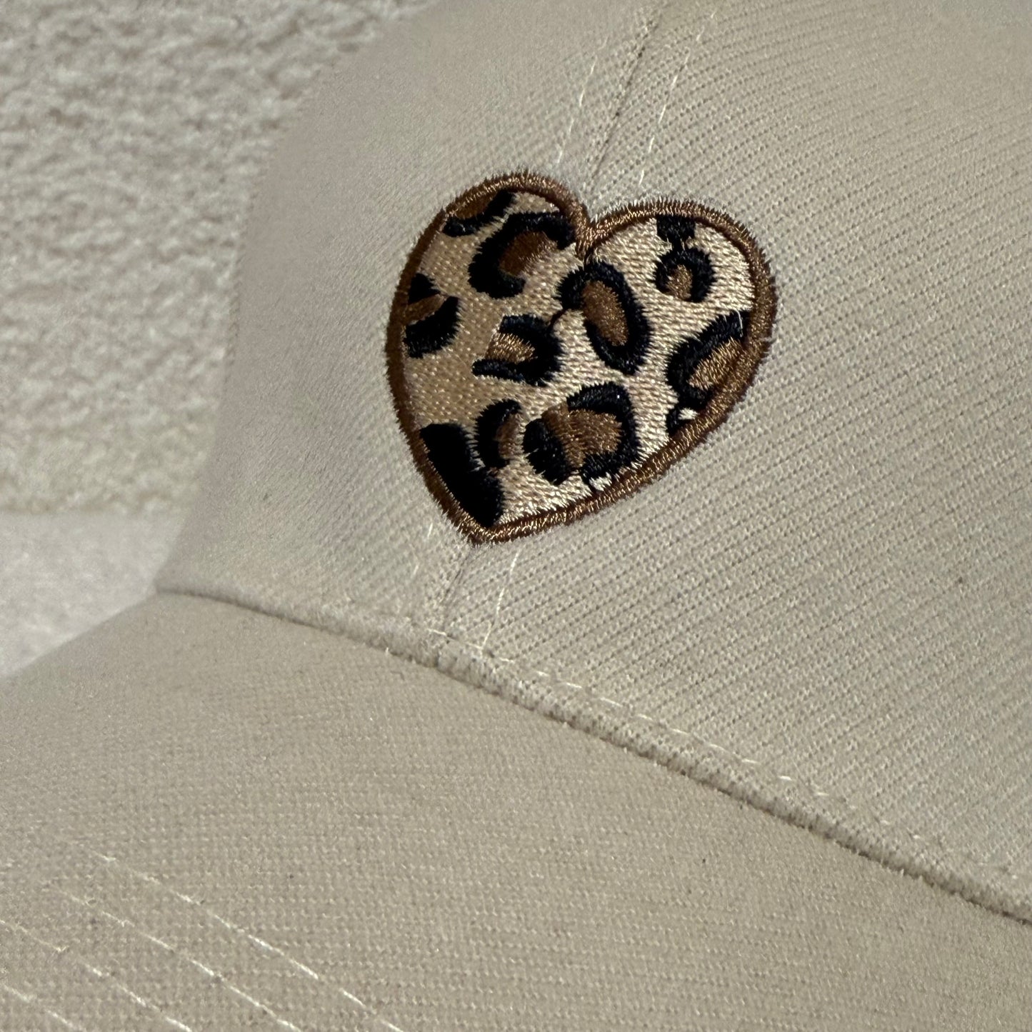 Basecap Leo Heart