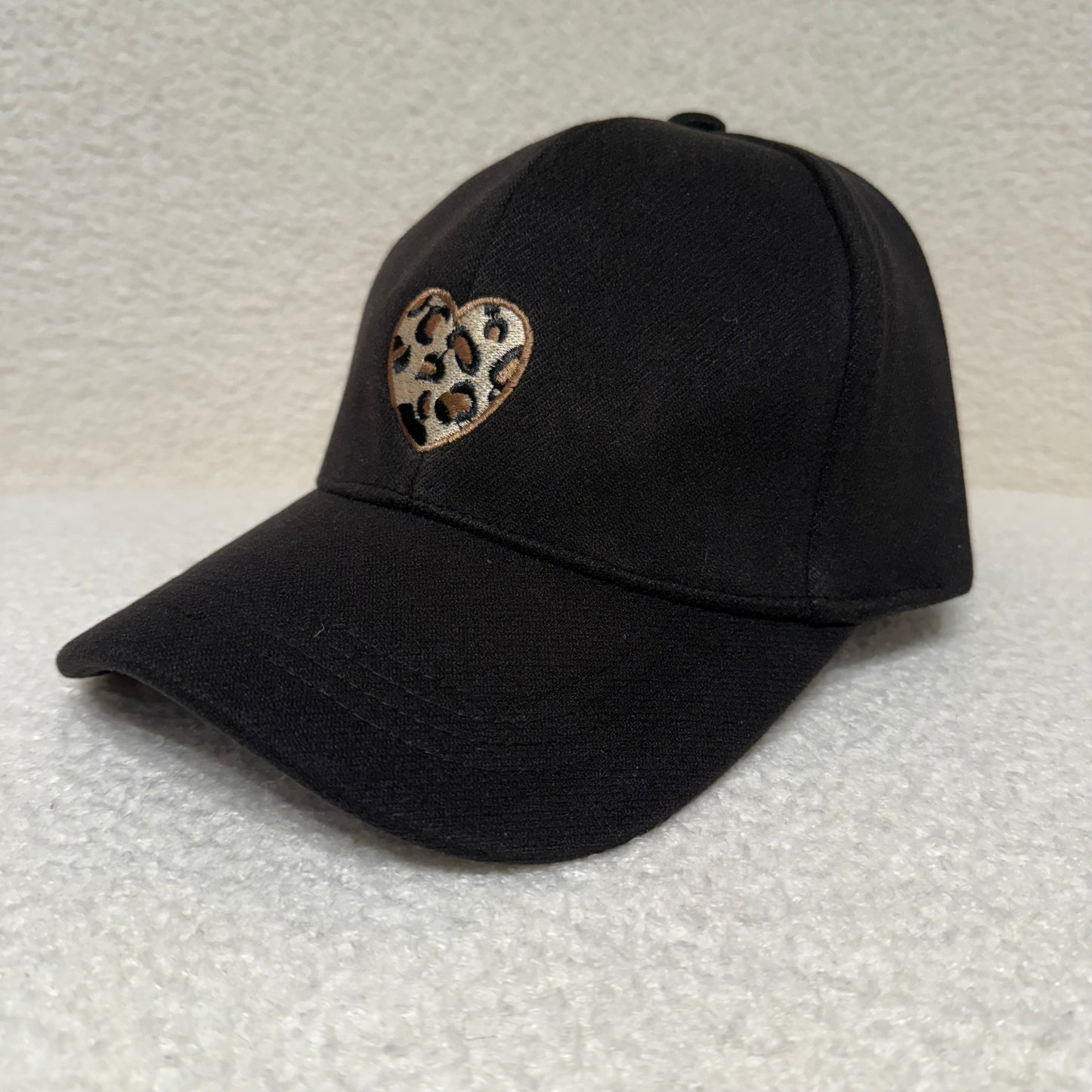 Basecap Leo Heart