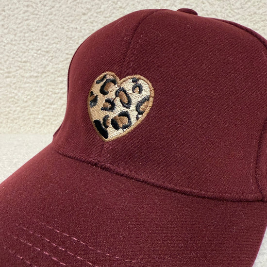 Basecap Leo Heart