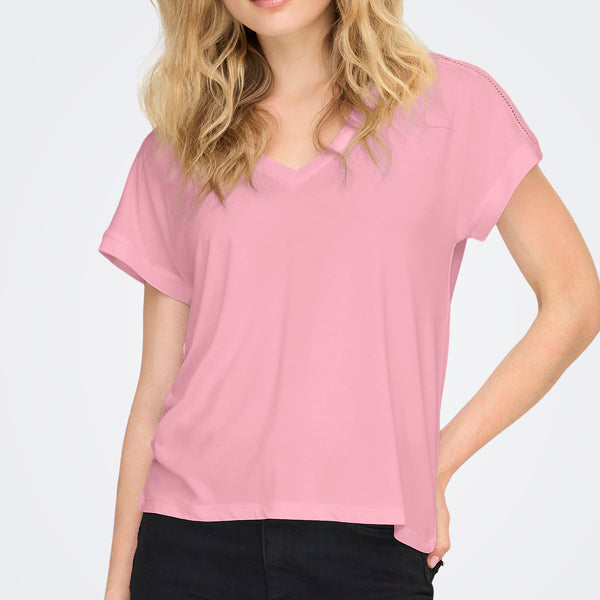 ONLY Free V-Neck Shirt