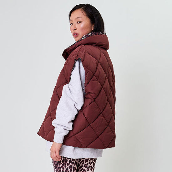 OH APRIL Onyx Puffer Vest