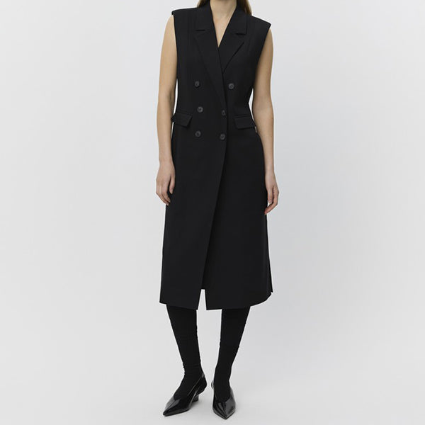 Sofie Schnoor Elisabeth Vest