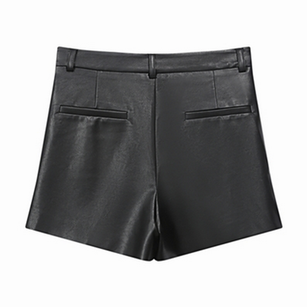 Grace & Mila Fake Leather Shorts