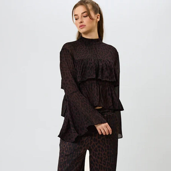 OH April Tessa Blouse Leo