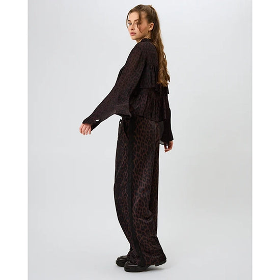 OH April Tessa Blouse Leo