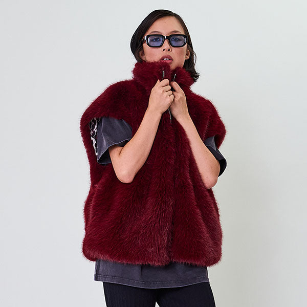 OH APRIL Trixie Fur Vest