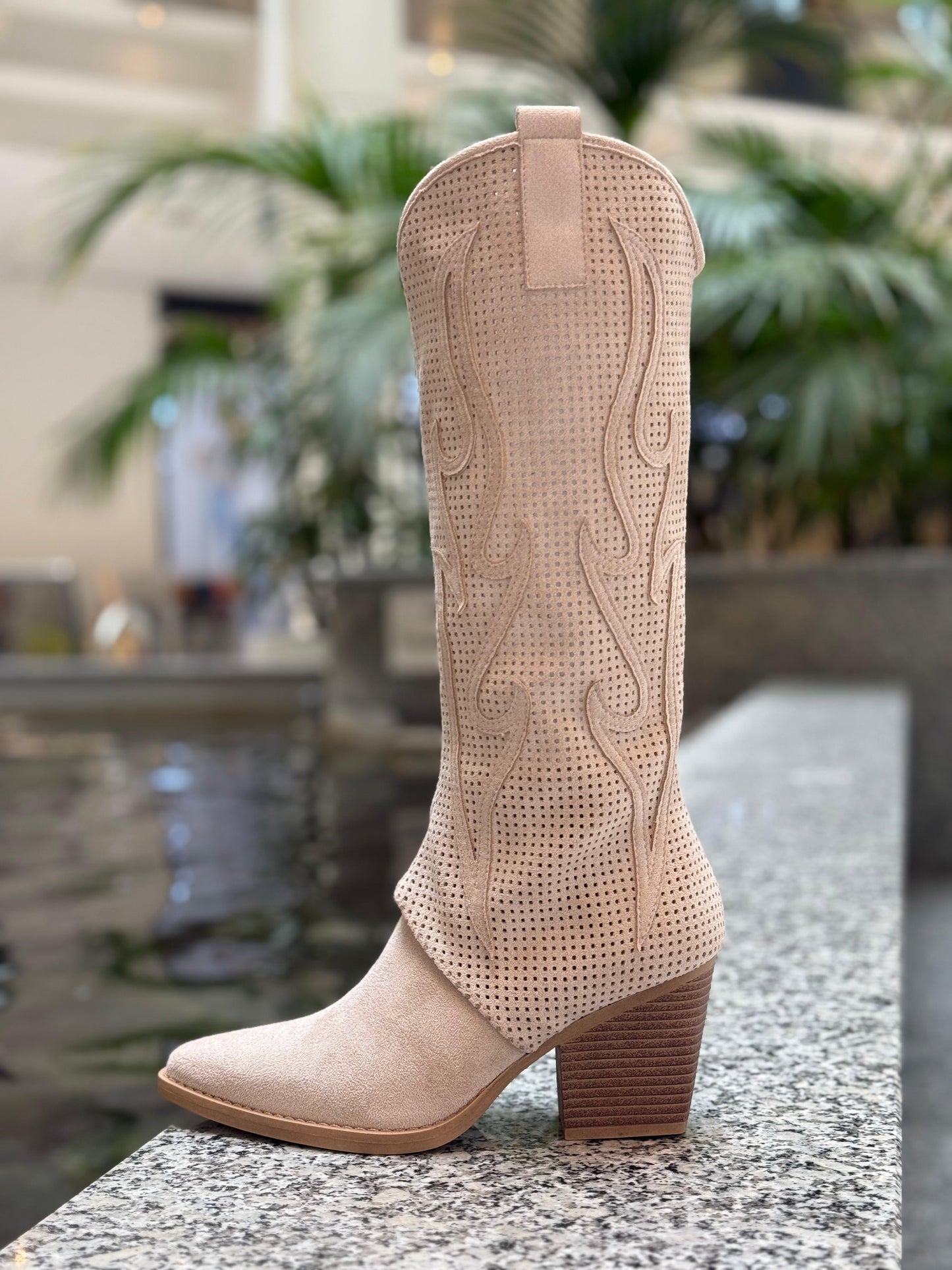 Westernboots Festive Style
