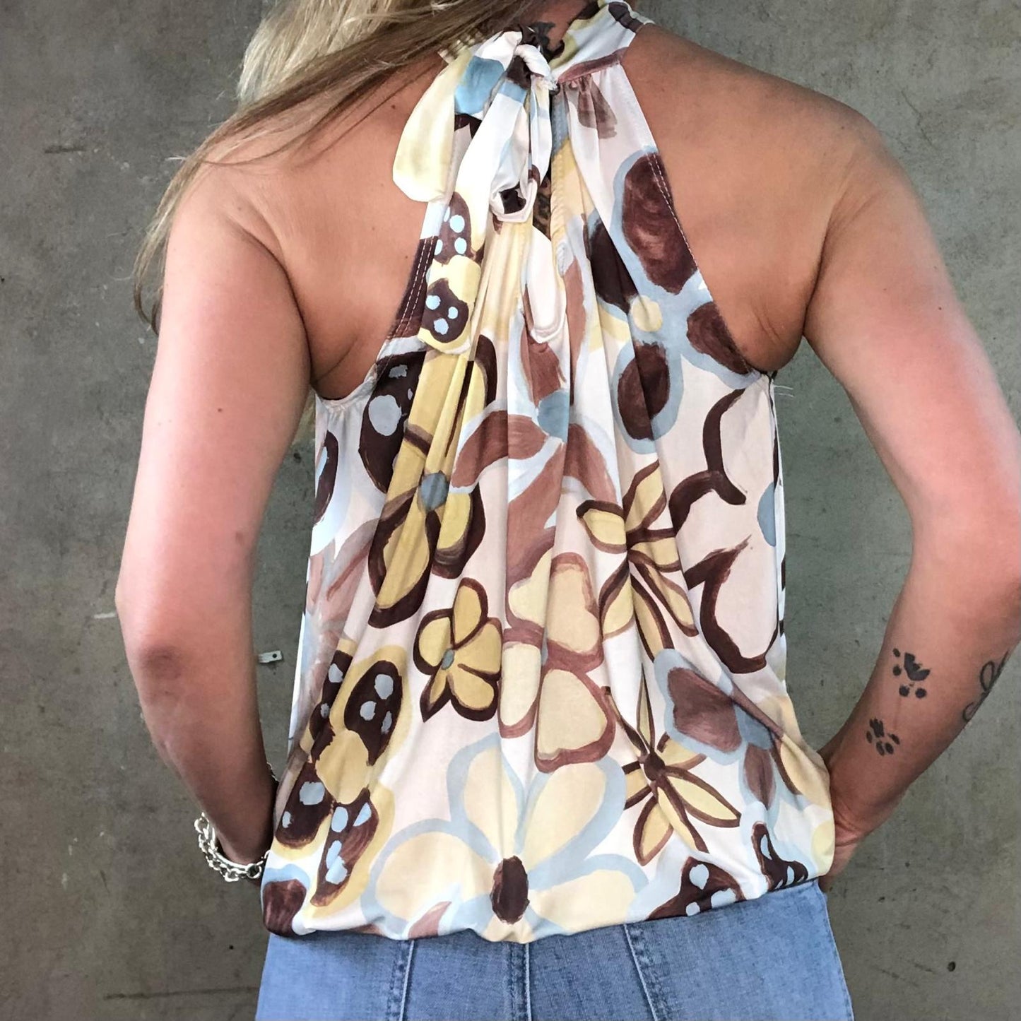 American Neck Top Flowers